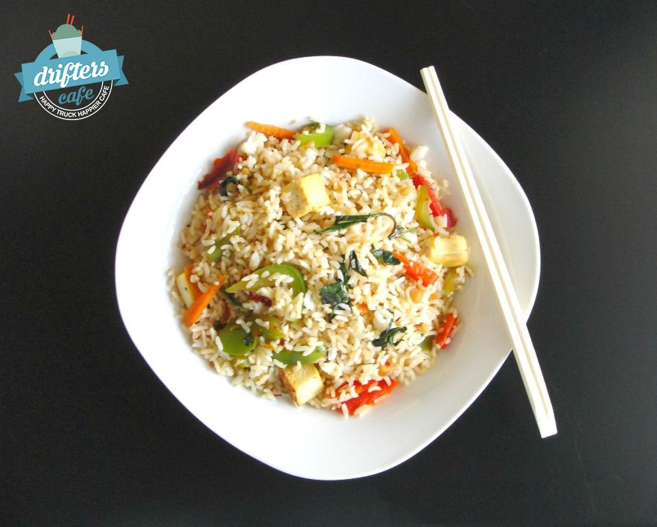 DriftersCafe's tweet photo. Extinguish your hunger with our delicious plate of Garlic Basil Veg fried rice
#foodie #foodlover #gurgaon #dlf #asianfood #tastyfood #tbt https://t.co/1BT6NLFXtH