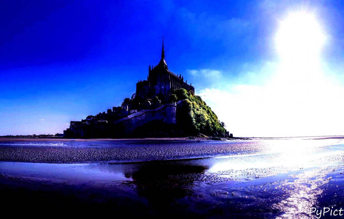 PyPict's tweet image. #pypict #замок #берег