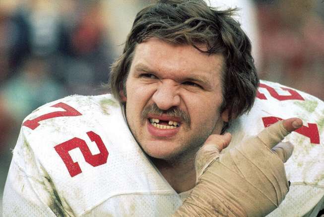 Happy 68th birthday to HOF OL and Sportscasting legend Dan Dierdorf. 