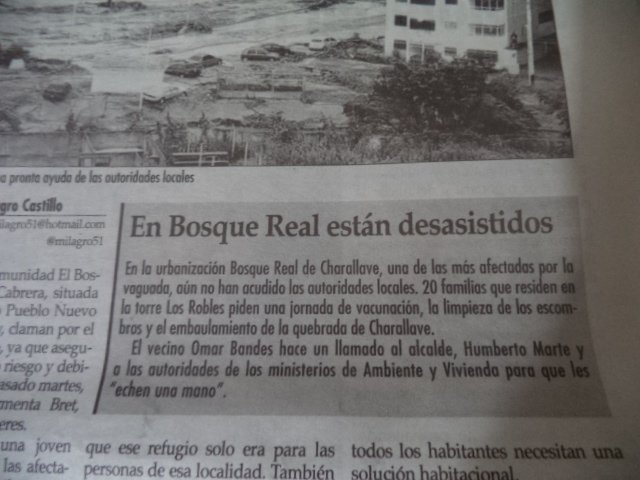 BosqueRealVe's tweet photo. @Banesco #BanescoContigo en #BosqueReal seguimos en emergencia necesitamos culminen obra inconclusa y embaulamiento de la quebrada https://t.co/sZsGMH3yze
