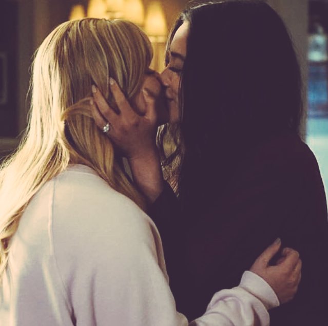 alittlecvpcake's tweet image. #emison #PLLGoodbye