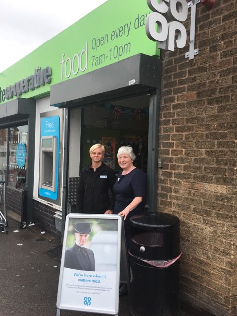 Johncr531980's tweet image. @andreabradley8 @CoopFuneralcare @deananderson634 @CoPinxton Food and Funeralcare working together for our community #proudtobecoop