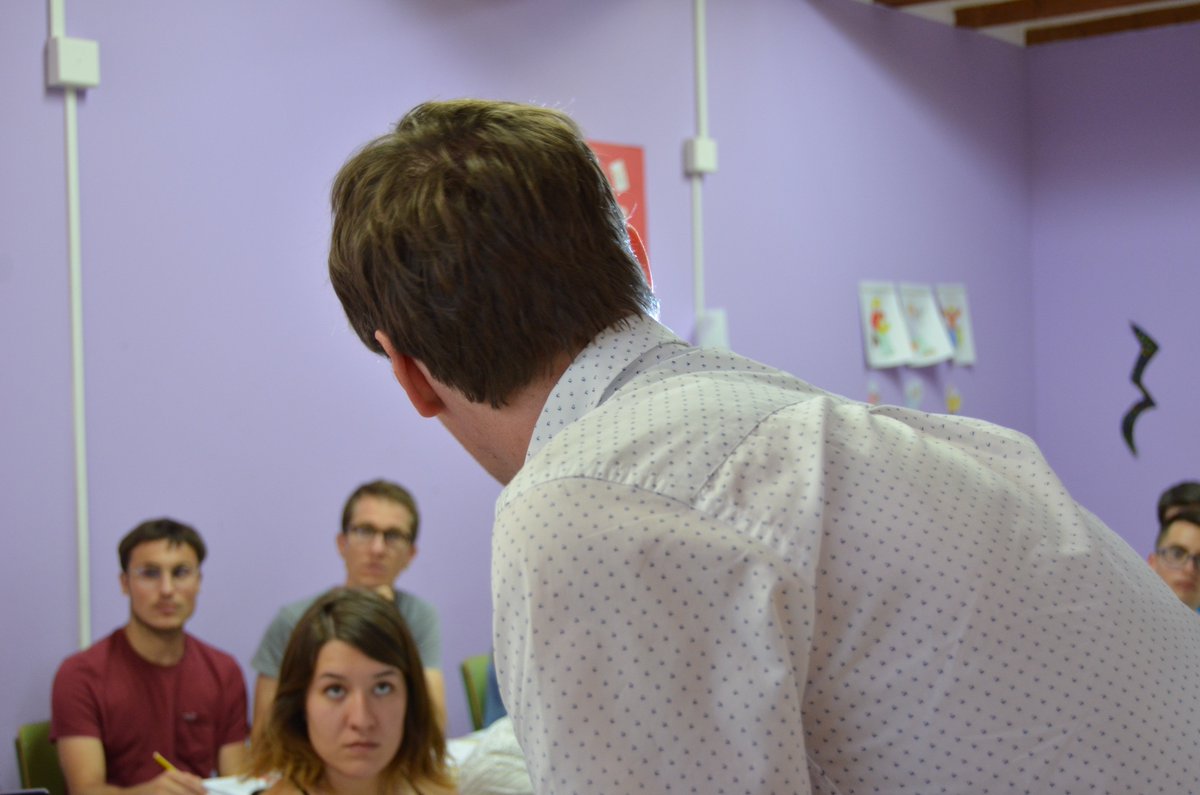 AcademiaStudy's tweet image. Momentos del inicio del III Curso de Dirección y Composición de Bert Appermont en Segorbe.