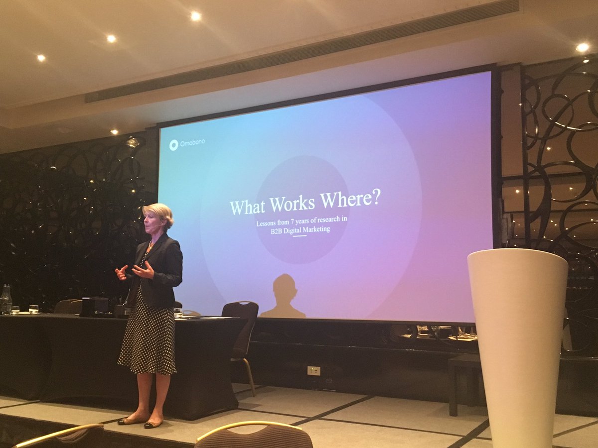FilippaVajda's tweet photo. Omobono's @Franbrosan telling us what works where in B2B digital marketing @omobono_digital #b2b #BIGConference17  #MarketResearch #MRS https://t.co/GjU08txpBv