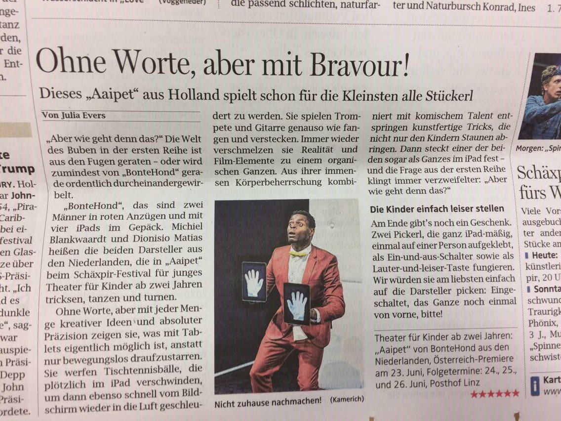 BonteHondAlmere's tweet photo. De Oostenrijkse pers is enthousiast over AaiPet "Ohne Worte aber mit Bravour!" #Trots #AaiPet #iPet #international #SchäxpirTheaterfestival https://t.co/tuBjigaOMD