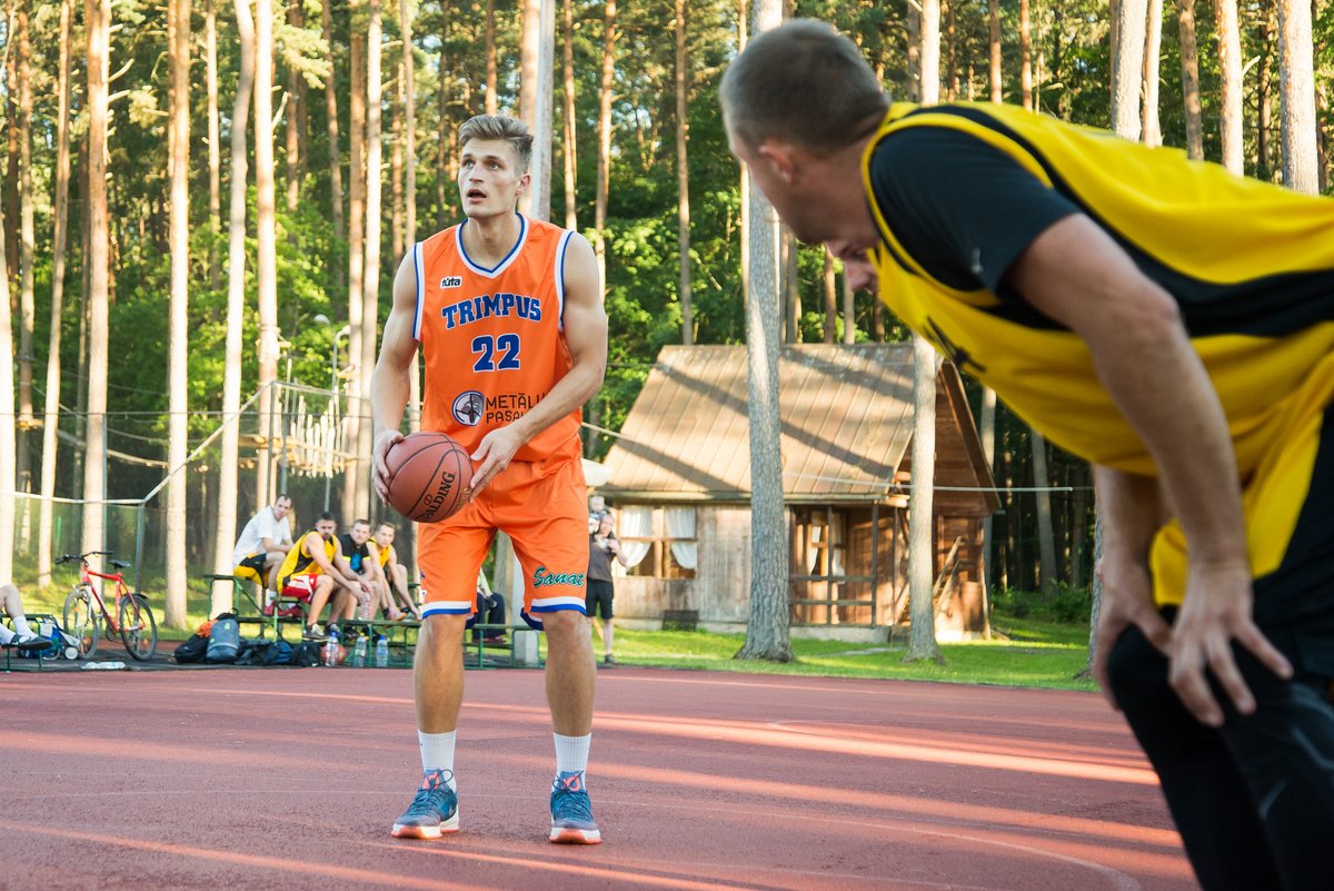 ValmierasZinas's tweet photo. Aizvadītas pirmās Vidzemes Vasaras Līgas Basketbolā spēles https://t.co/L4JXEXdBx0 https://t.co/lyKs3dc5Eg