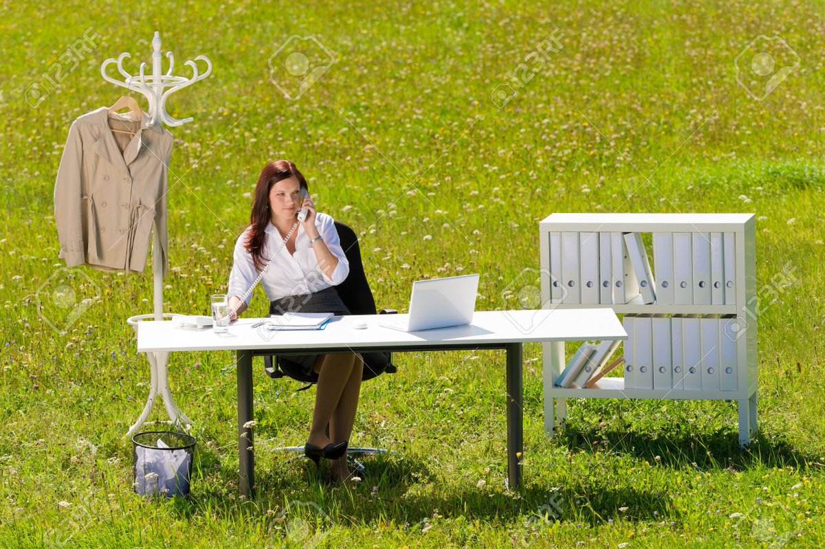 LawforEmploy's tweet photo. Here comes the sun: 4 summer problems employers need to be wary of https://t.co/qejjxARjGK #Summer #EmploymentLaw #employees #holidays https://t.co/GHV2MnkDzV