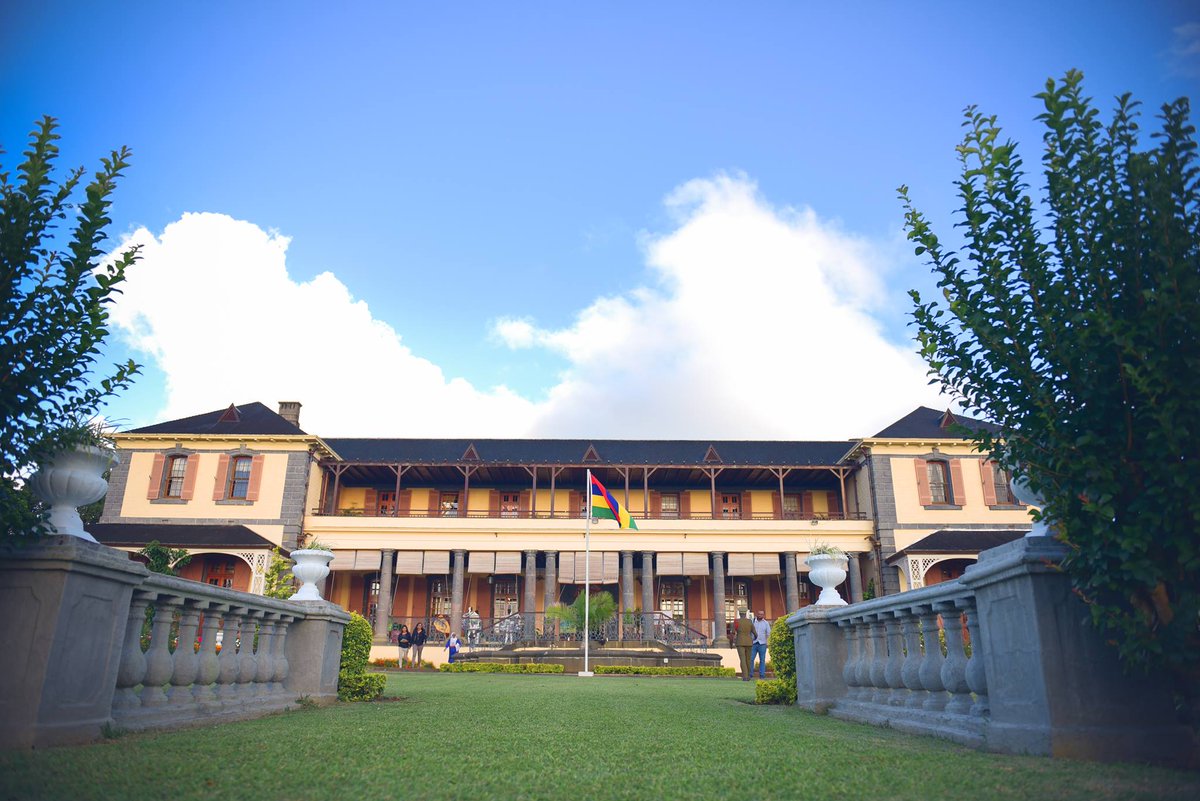 Discussion on #climatechange with #Mauritius President <a href="/aguribfakim/">Ameenah Gurib-Fakim</a> for <a href="/EU/">EU</a> Climate Diplomacy Week, view it here urlz.fr/5vwu