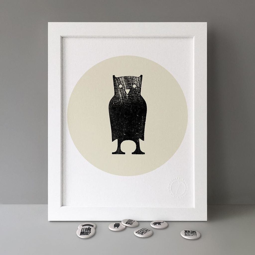 vollauschek's tweet photo. 1/112 @stereohype Button Badge Motif Prints #stbbmp Design: @andsutherland 🍭🐿 https://t.co/VPxe4aw1eV #owl 🦉 #eeormoo #stbio16 #typograph… https://t.co/Jgl7jR3uCc