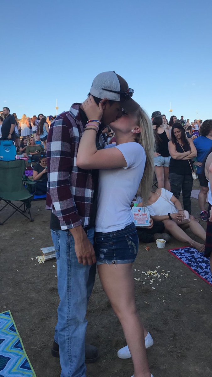 KadinThens's tweet photo. So glad I've been having summer to spend with you ❤️ https://t.co/dhlcG4bcmQ