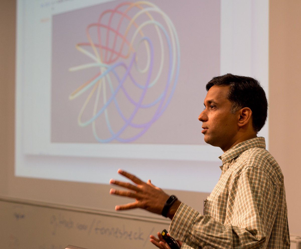 Next Gen Comp Model (@ngcm_soton) on Twitter photo Plenary talk given by <a href="/prabhu_r/">Prabhu Ramachandran</a> on VTK/mayavi, dazzling us with colourful 3D visualisations and live code demos at the #NGCMSummerAcademy. Plenary talk given by <a href="/prabhu_r/">Prabhu Ramachandran</a> on VTK/mayavi, dazzling us with colourful 3D visualisations and live code demos at the #NGCMSummerAcademy.
