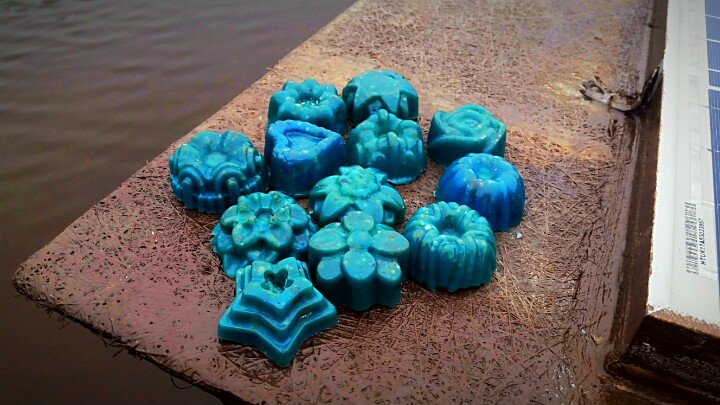 Oenergeticz's tweet photo. Look at this on eBay  https://t.co/8J2hNOhaP5 #orgonite #orgonianblue #orgone #prana #ions https://t.co/SylCtOT9ao