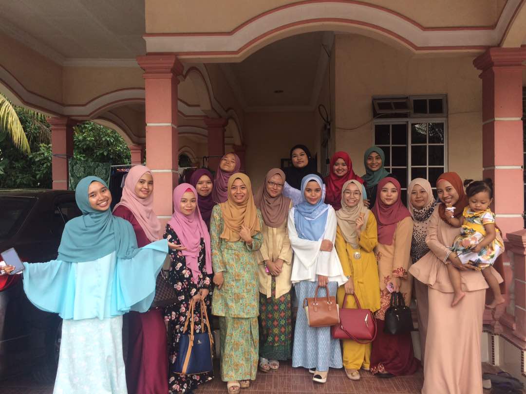 nrfrhidxy's tweet photo. Aspurian SMKDPB 💁💕

#5Syawal #batch94 #rayakansebulan #semuamakincantiks https://t.co/PVtACKLSCE