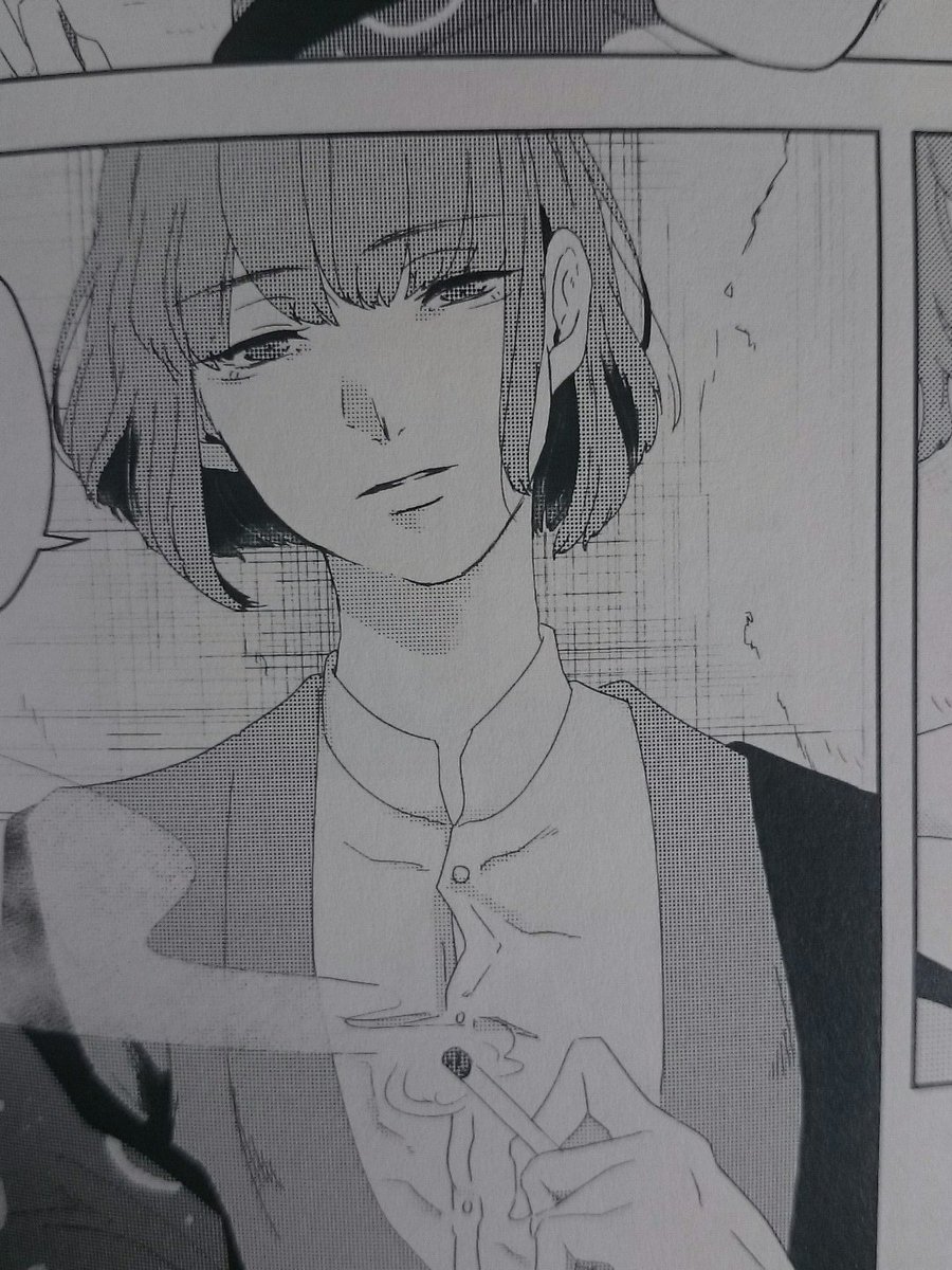 先ほど自分の新刊を手にしまして!今回も綺麗に刷っていただけて感激です😭💦
表紙アラレにしたんですが可愛い!😭✨ 