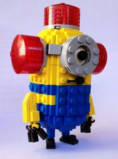 In #Nederland draait de film #verschrikkelijkeikke3 met natuurlijk de #Minions. Dus eerst naar de bios en dan bouwen met #Lego.