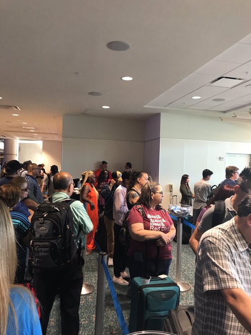 Been in the same spot for the last 15 mins. Pretty sure we all have a flight to catch. Only 4 people<a href="/tag/belle"class="tags"><span>#belle</span></a><a href="/tag/birthdaycake"class="tags"><span>#birthdaycake</span></a><a href="/tag/hermione"class="tags"><span>#hermione</span></a>