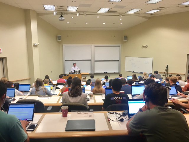 VanderbiltOwen's tweet image. Another early morning at Accelerator! The program is wrapping up tomorrow! #accelerator2017