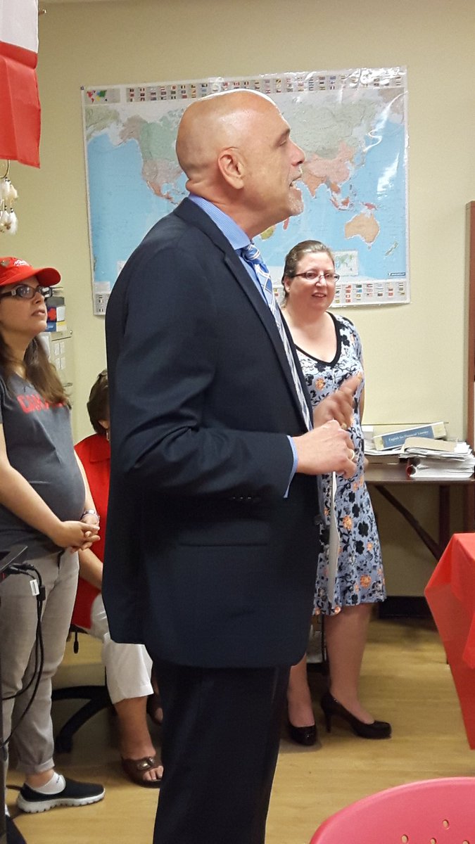 hudsonlorraine's tweet photo. Happy day @YGKLiteracy as students and staff celebrate LINC graduation #ygk #cdnimm #cdnesl https://t.co/HQpBVDviae