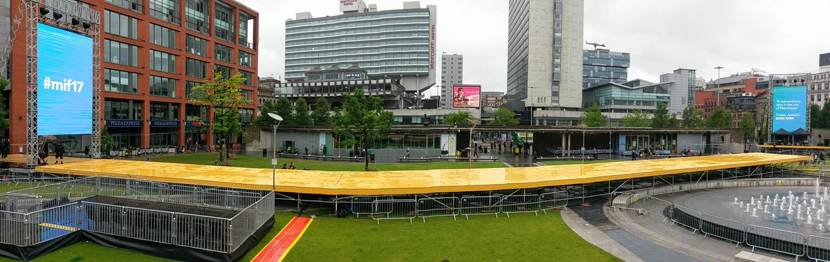 BBCRadMac's tweet photo. Up now and LIVE from the 100 metre catwalk in Piccadilly Gardens it’s @CraneClare @BBC6MusicNews #MIF17 #whatisthecity https://t.co/R8lAETG5I5