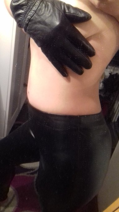 For my #Leather Lovers 😉 https://t.co/iiXQTDqKDg<a href="/tag/leather"class="tags">#Leather</a>