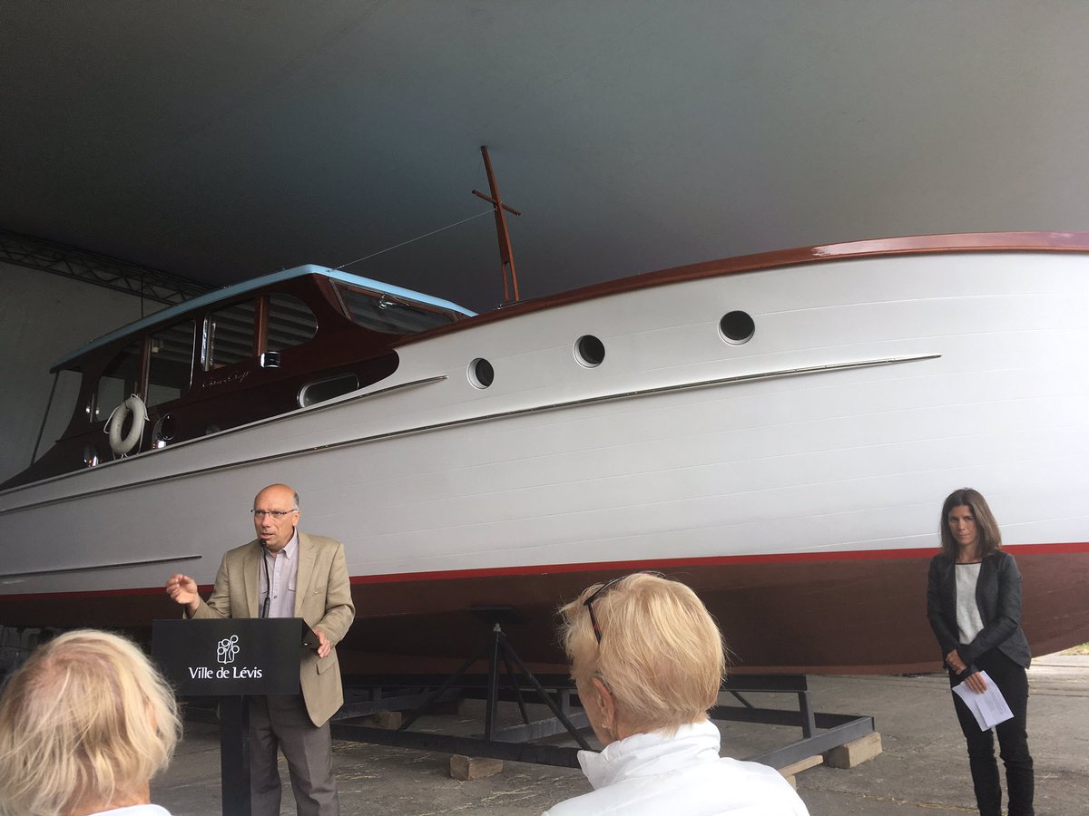 Un yacht, une guerre et une légende. Exposition présentée à deux pas du Quai Paquet jusqu'au 27 août. #jeffyjan <a href="/VilledeLevis/">Ville de Lévis</a>