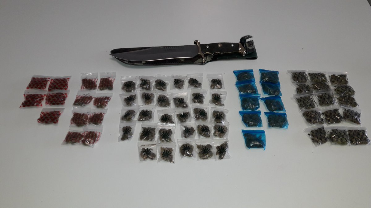 MPSHighgate's tweet photo. Things you encounter on patrol... 66 bags of Cannabis with a substantial street value, and a nasty looking knife - safely off the streets! https://t.co/c7uQ6bJGMo