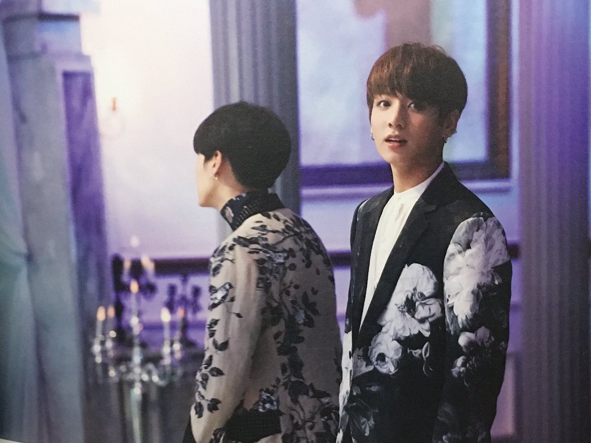 PHOTO] BTS WINGS CONCEPT Book - Jungkook. ©Heartpostit