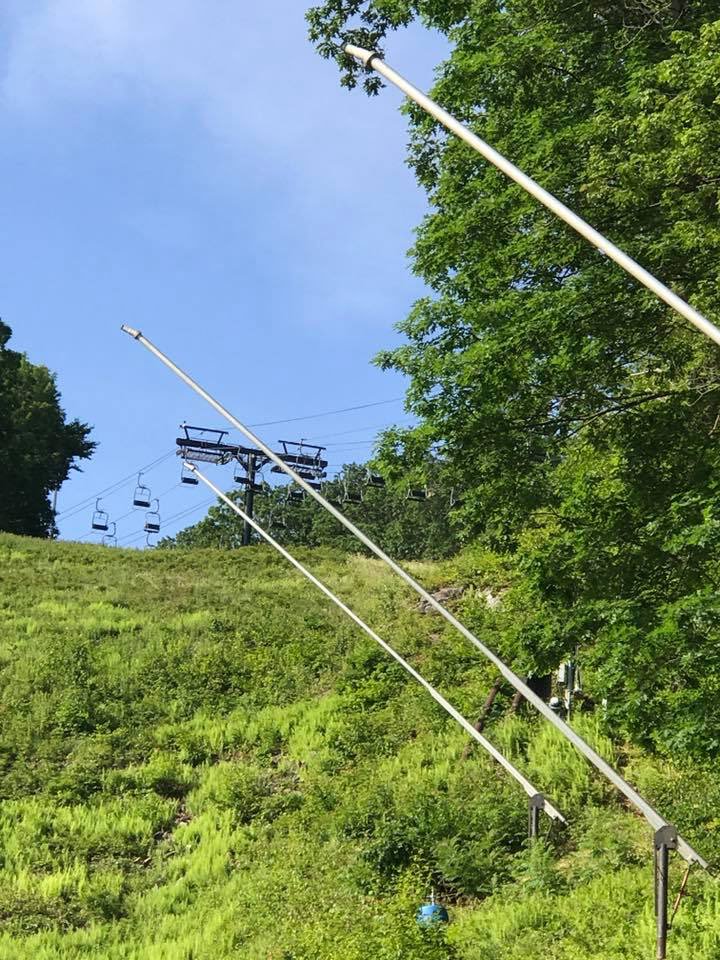 skiJFBB's tweet photo. Adding more firepower to open quicker #rivershot #skijfbb #peakresorts https://t.co/AoEfJG29qP