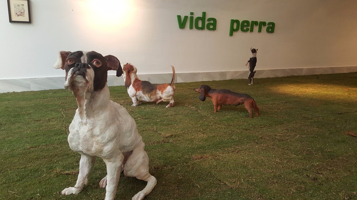 Os recordamos que esta tarde se inaugura a partir de las 20:30 horas la exposición TETRALOGíA del escultor Víctor Pulido. OS ESPERAMOS!!!