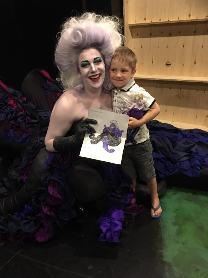 GlobeTheatreYQR's tweet photo. Globe Theatre School student Easton came to see #TheLittleMermaid four times and finally got to meet his hero, Ursula! #MermaidLive https://t.co/9YEyIjm1Cp