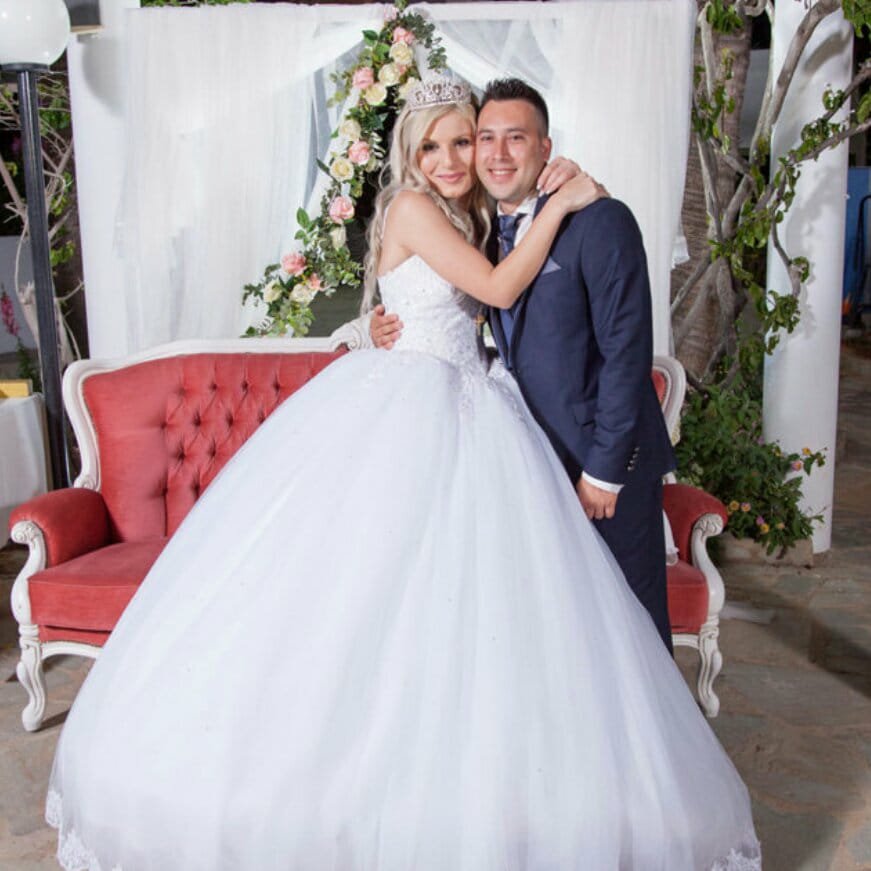 troodia tro tweet media