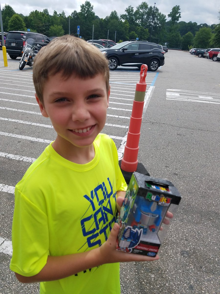 HandChristi's tweet image. #optimus prime transformers