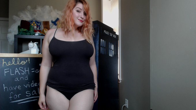 I'm here now and excited to have a good day together! :) https://t.co/Y8eq0835uX https://t.co/cXCCg1