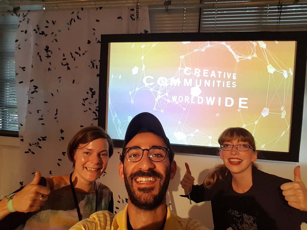 CC_Amsterdam's tweet image. Selfie! @CC_Amsterdam @cc_utr @CCodingCairo :D #NODE17