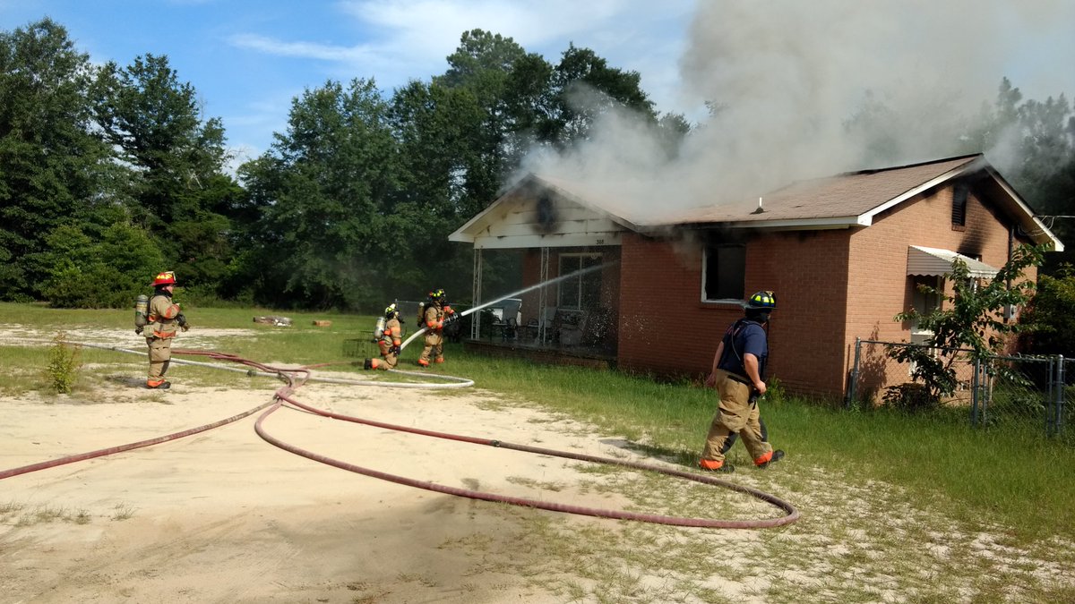 rnaugler12's tweet photo. Ok , working and a House fire happens just across the bridge! I Miss firefighting, but got to help with the hose. #lexingtonfire #missit https://t.co/TMv9XR7SHA