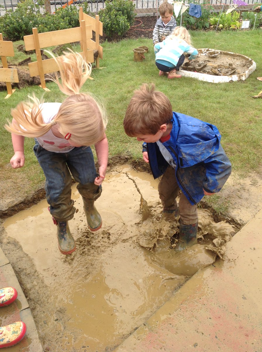ButterflyIOE's tweet photo. What an amazing Mud day!! https://t.co/hm7jEY7nG3