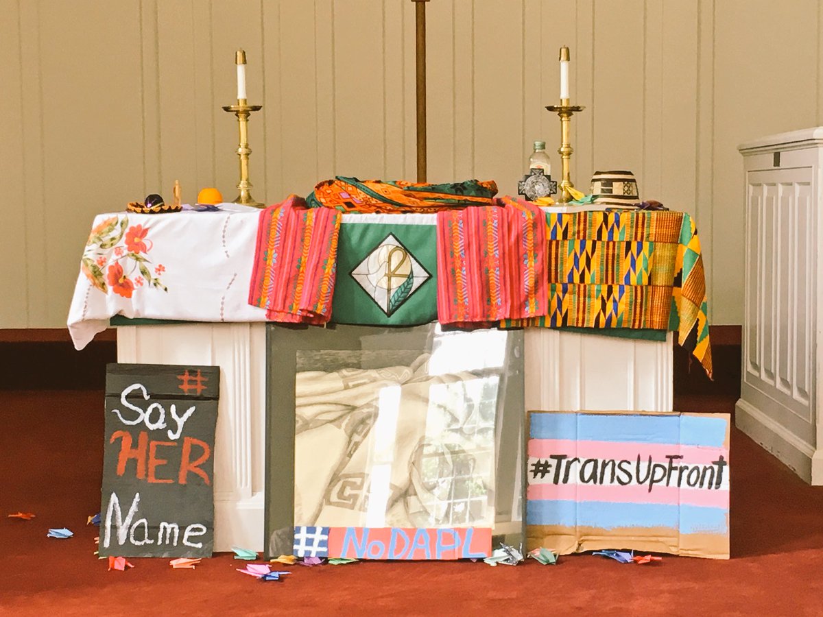 HScholarsPrgm's tweet photo. worship this morning led by Dr. Teresa Delgado's Latina Feminist Ethics course #SayHerName #TransUpFront #NODAPL #HSP2017 https://t.co/h6ILhlWNnA