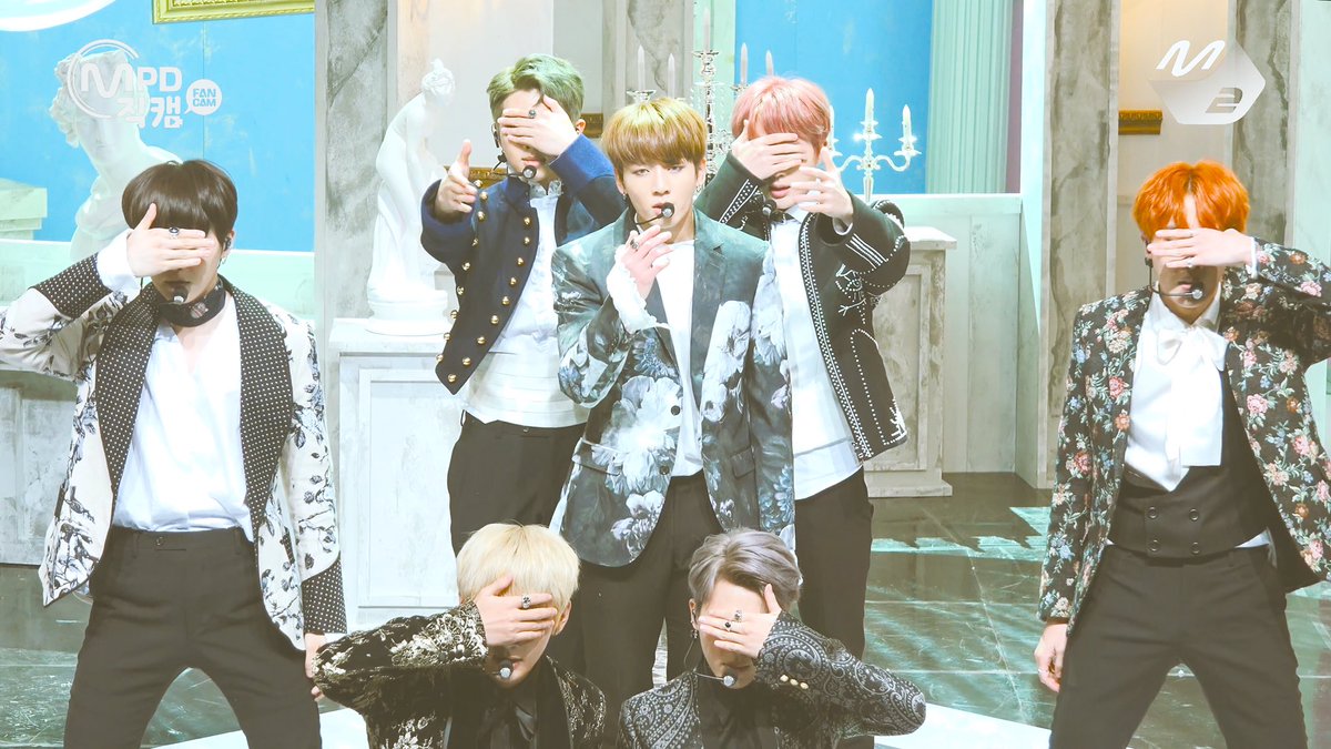 피땀이 직캠 복습중에 영상보정 해봤는데 성스럽고 고결하고 넘 아름답다...