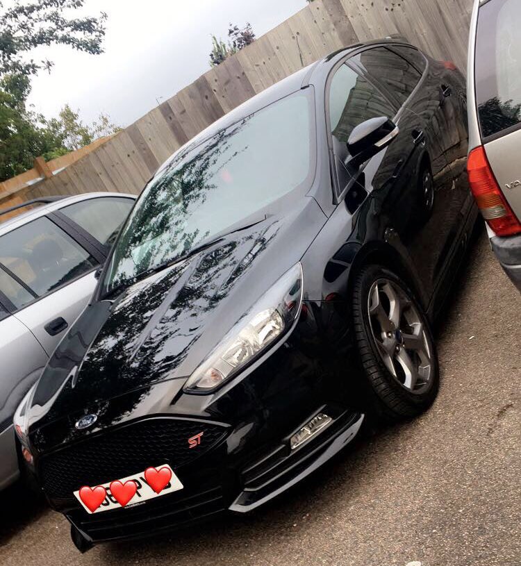 DanielleBee91's tweet photo. I've owned this beauty for a week already 😍 #ford #ST2 #focus #pantherblack #65plate #newcar https://t.co/Qc7jxzrEOj