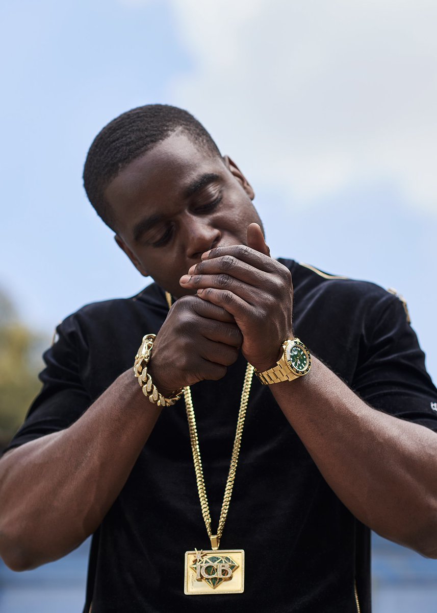 PigsAndPlans's tweet image. PREMIERE 🐦

Get to Know Skrapz, One of the Hardest British Rappers Out With &quot;Not Like Me.&quot; bit.ly/2sqSW1C