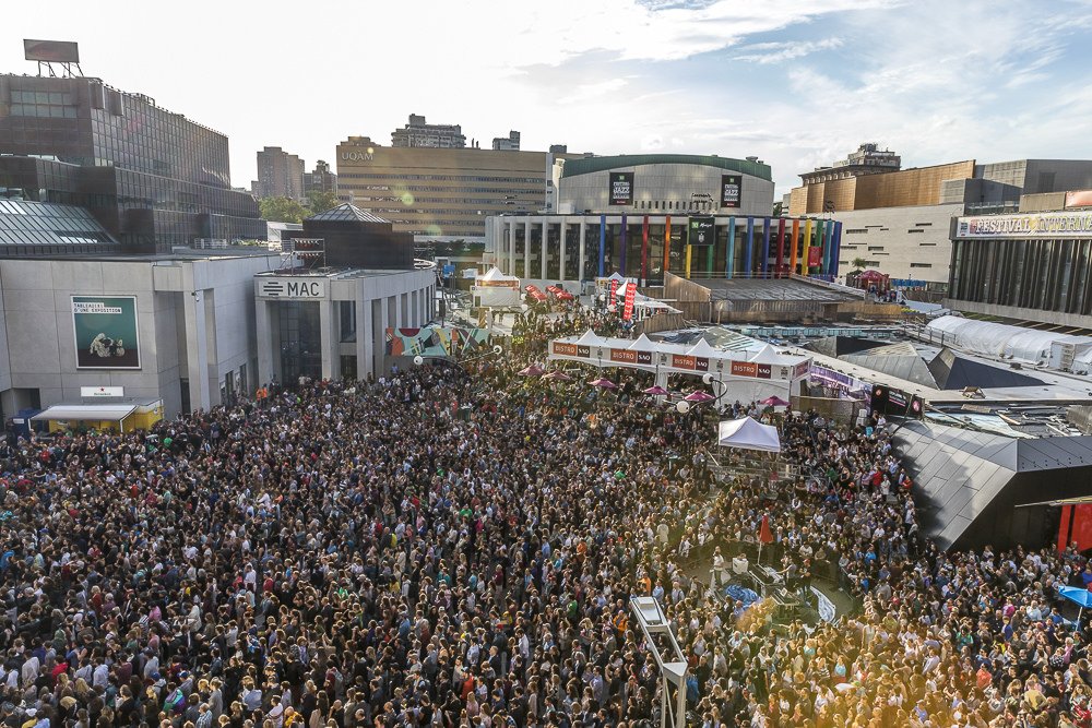 Montreal's tweet photo. Things to do in #Montréal: June 30 to July 6 https://t.co/nEN3nFWOrv  📷 @evablue #mtljazzfest  #Canada150 #MTLmoments https://t.co/jlGnOR4tak