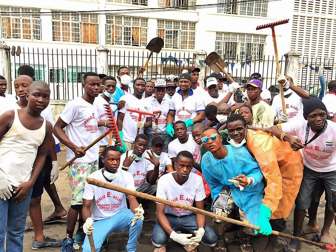 scccsierraleone's tweet photo. #LeoneStars Leslie Allen champions @RecoverySL #OperationCleanFreetown #football #SierraLeone #CleanFreetown https://t.co/vupi06XrtK https://t.co/EQqFV46efY