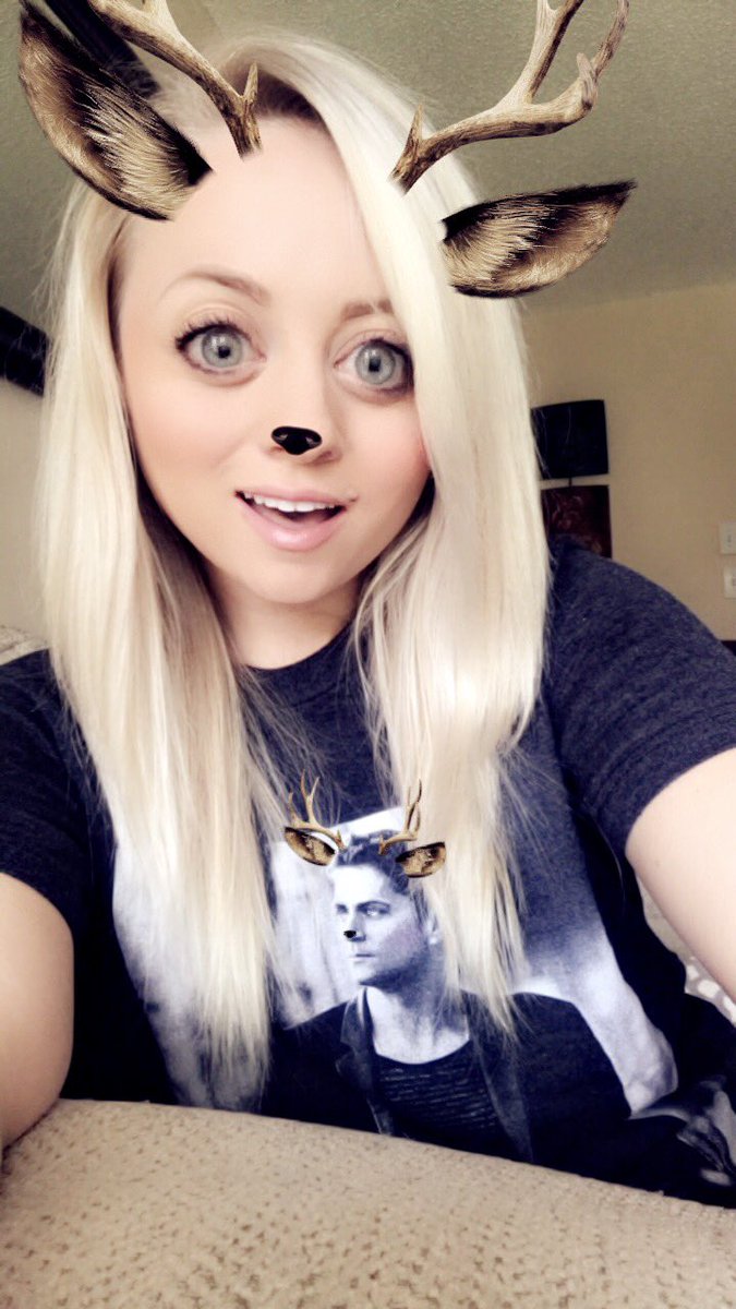 rebeccaseiler's tweet photo. @ThisIsRobThomas is the best Snapchat partner haha #forrealdoe https://t.co/QvESckClKo