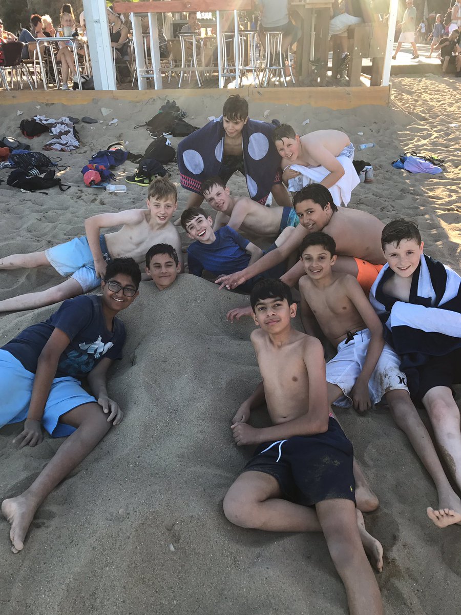 MTBS_Barcelona's tweet photo. Evening at the beach - all having a great time @MerchantsCrosby https://t.co/bJW5znHRXi