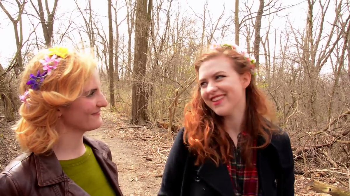 rtwebships's tweet photo. Marian and Robin from Merry Maidens - @OhForCuteProd https://t.co/L5G5kbxzPz