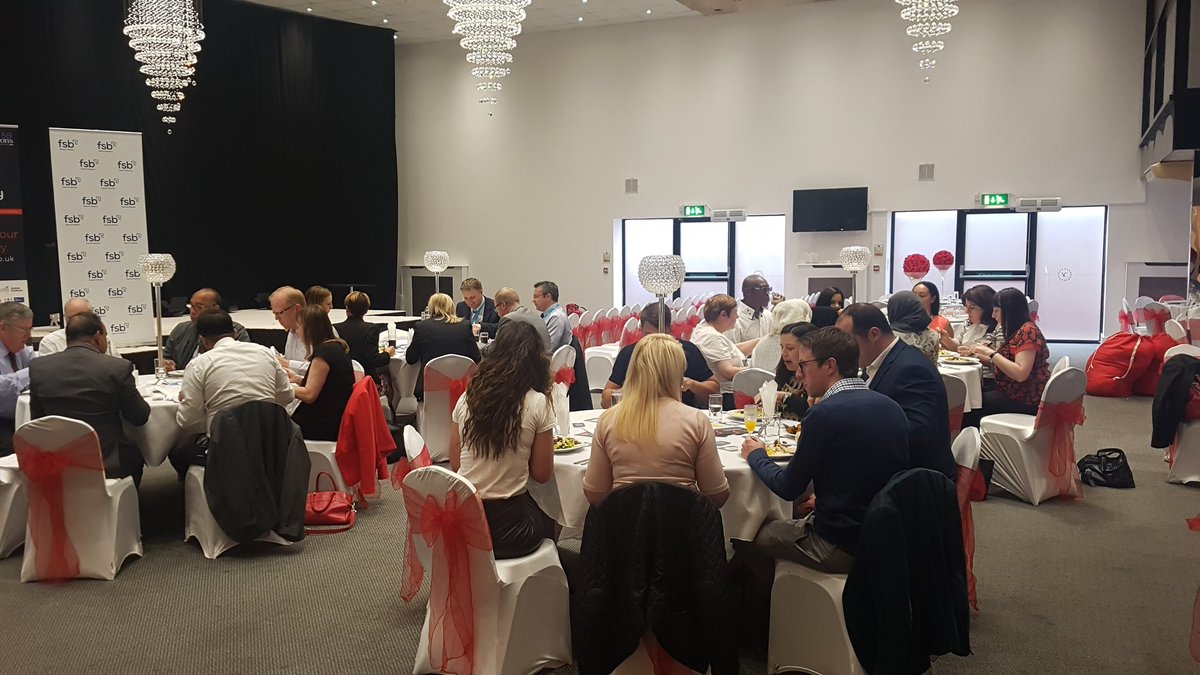 CILuton's tweet image. Tonight&apos;s #LutonCurryClub with a number of local businesses... #NetworkingEvening