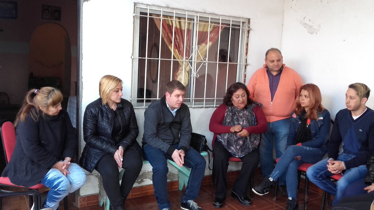 agrup_vjpq's tweet photo. Estamos dnd tenemos q estar con los q necesitan #LAIAPI @Asenciofernando @SergioMassa @FRQuilmes @MASSAUNLAM @JosemariaCaruso https://t.co/j5n98VXBeV