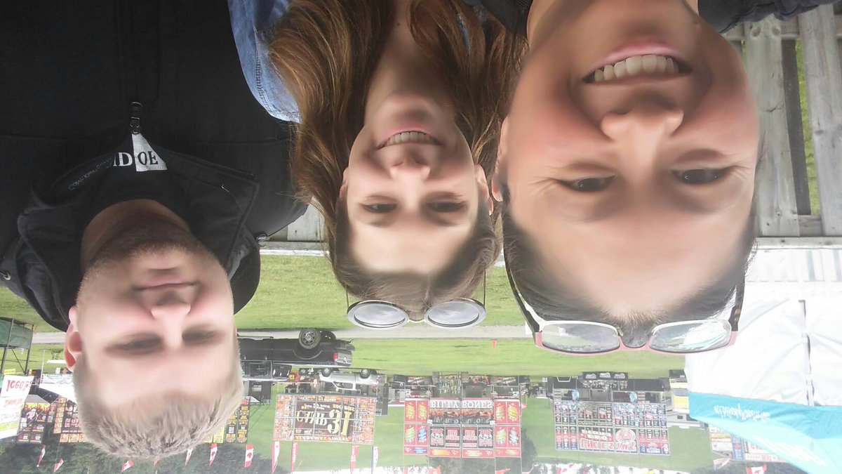 GetTogetherTO's tweet image. Having a blast volunteering @Ribfest_TO. Event starts tomorrow! Check out ow.ly/QKFD30d8GIp #ribfest #community #letsgetto #volunteer