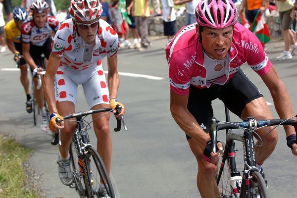 Ullrich might not be invited at the tour but I am honored to have races against Germanys only <a href="/LeTour/">Tour de France™</a> winner. 20 years anniversary #NoBStalk