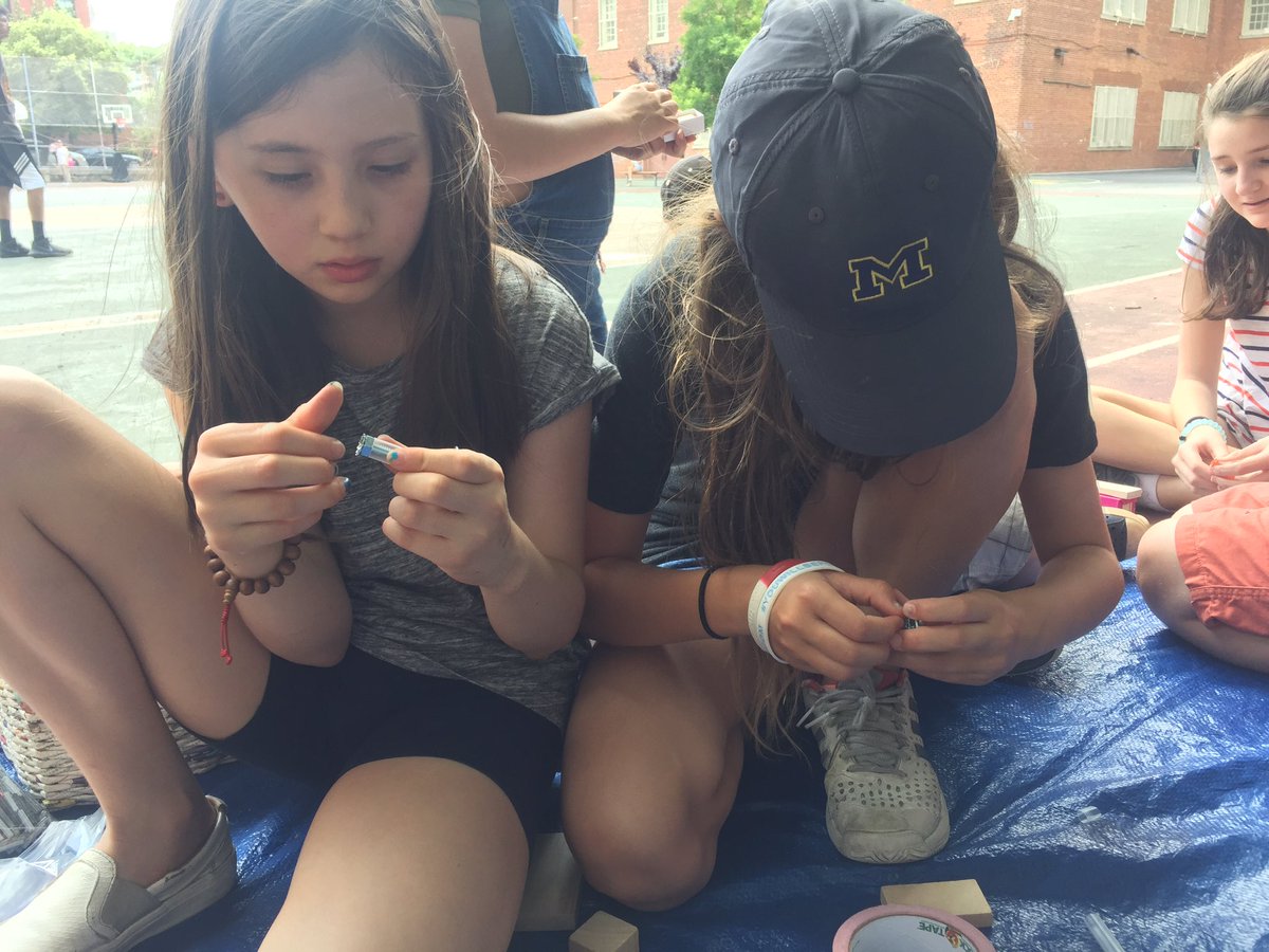 Explorerz's tweet photo. It's NerdyDerby day! We met inventor and entrepreneur Tak Cheung, learned about non profits, and ran our own #NerdyDerby! #kidbizweek https://t.co/IWPSl0nZjV